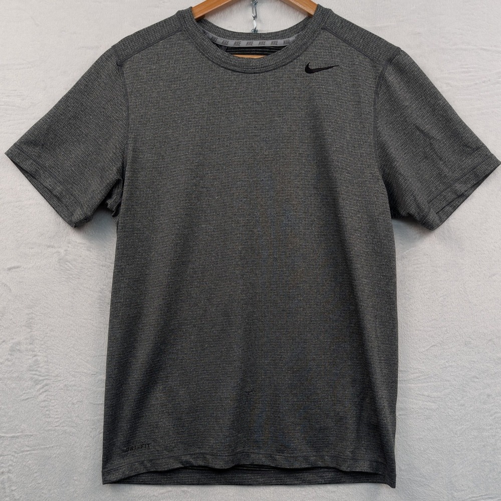 Nike T-Shirt Men's Medium Gray Heathered Dri-FIT Athletic Gym Sporty Activewear